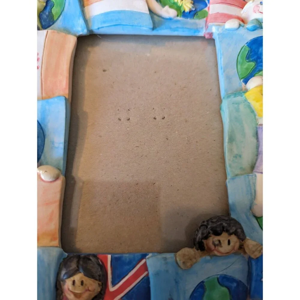 1994 HB Group BB Burnes 3x5 ceramic frame childern of the world flags cartoonish